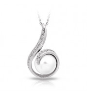 Belle Etoile Alanna White Pendant